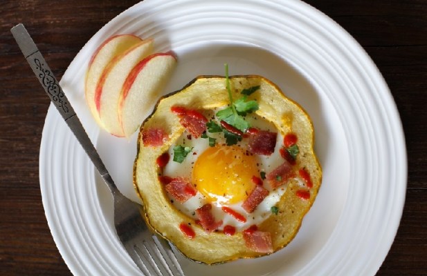 Acorn Squash Egg-In-The-Hole - FoodWage recipe