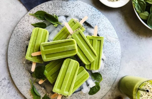 Almond Butter Smoothie Pops - FoodWage recipe