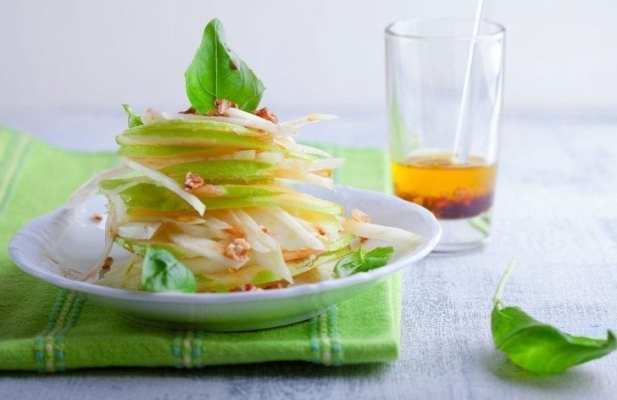 Apple Fennel Salad - FoodWage recipe