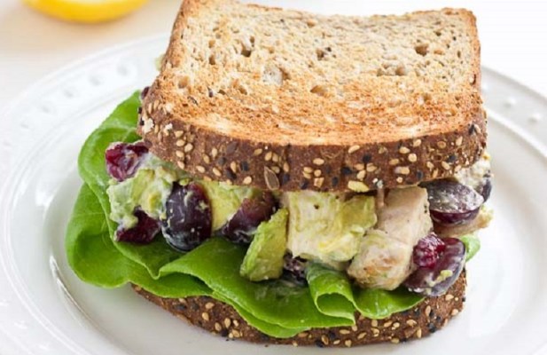 Avocado Greek Yogurt Chicken Salad - FoodWage recipe