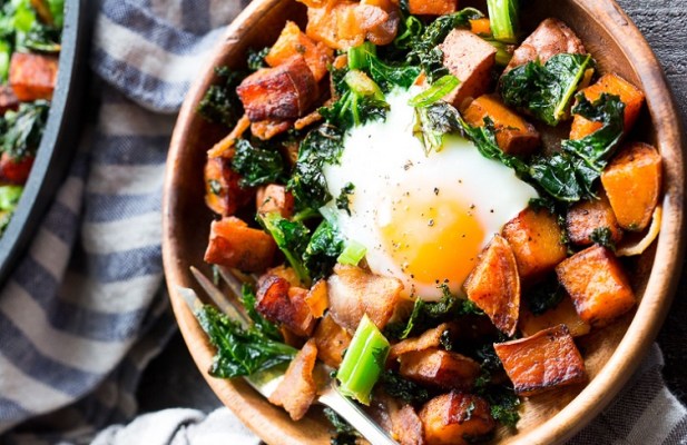 Bacon Sweet-Potato Hash - FoodWage recipe