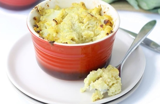 Baked “Cheesy” Cauliflower - FoodWage recipe