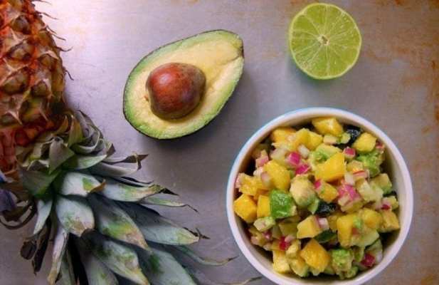 Baked Cod With Pineapple Avocado Salsa - FoodWage recipe