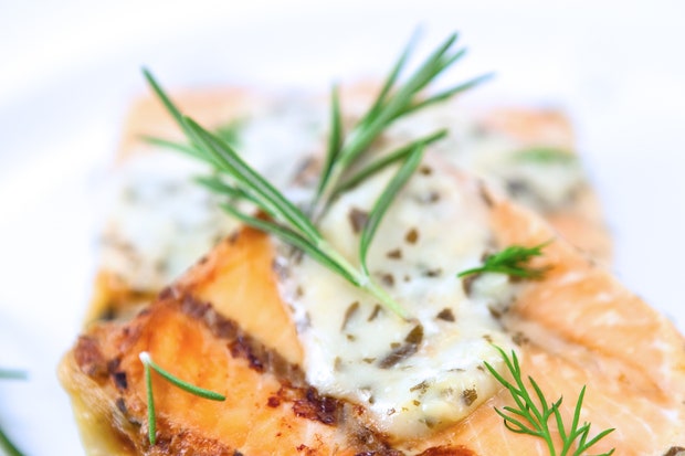 BAKED SALMON WITH MUSTARD-DILL SAUCE - FoodWage recipe