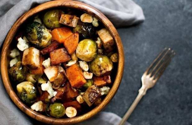 Balsamic Glazed Chicken & Roasted Veggie Bowl - FoodWage recipe