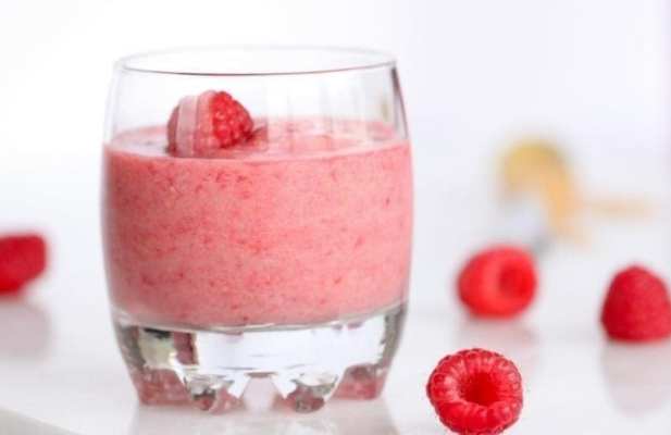 Berry Peanut Butter Smoothie For Two - FoodWage recipe