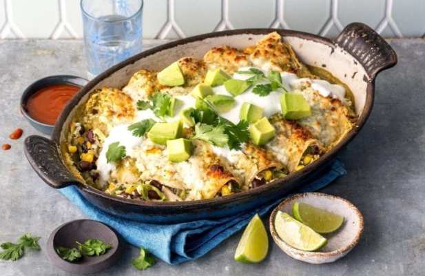 Chicken And Zucchini Enchiladas - FoodWage recipe