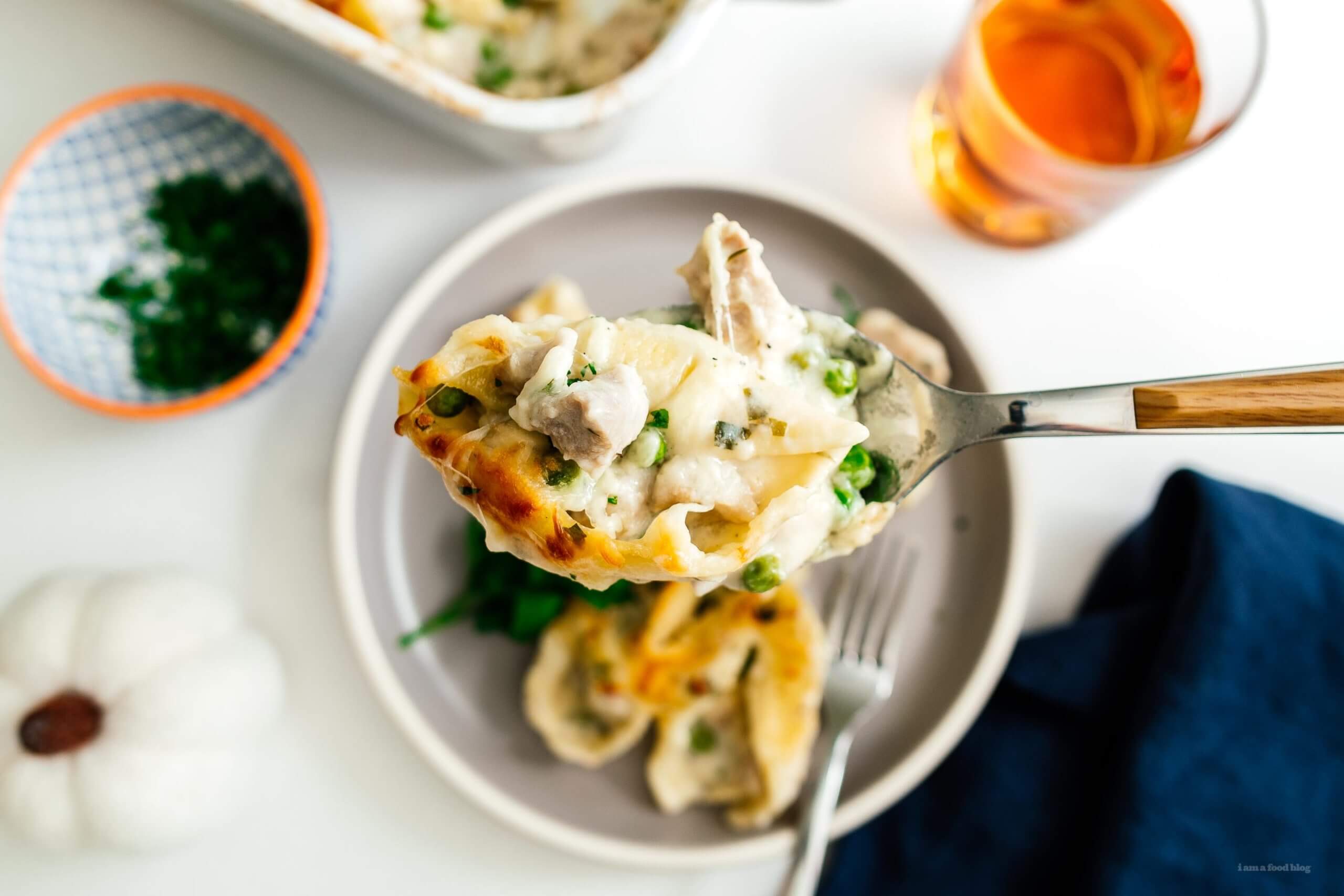 Chicken Pot Pie Stuffed Shells - FoodWage recipe