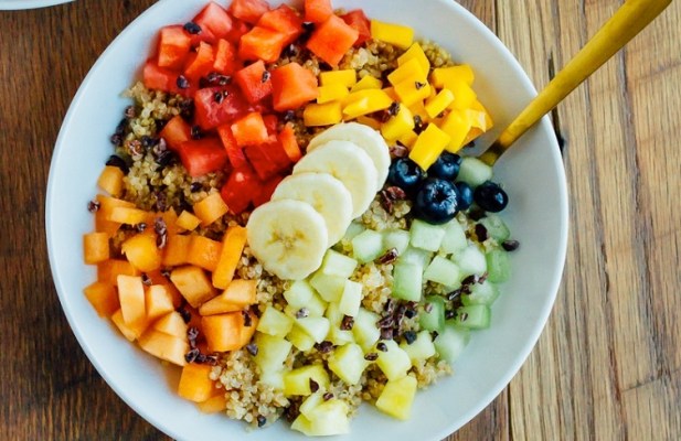 Cinnamon Quinoa Breakfast Bowl - FoodWage recipe