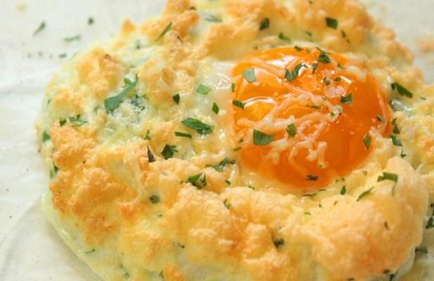 Cloud Eggs - FoodWage recipe