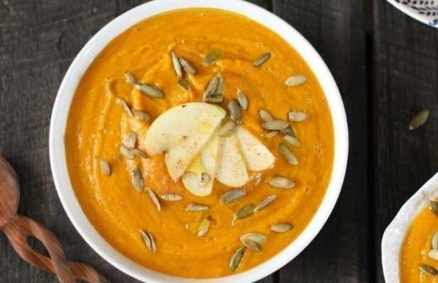 CREAMY BUTTERNUT SQUASH AND APPLE SOUP - FoodWage recipe
