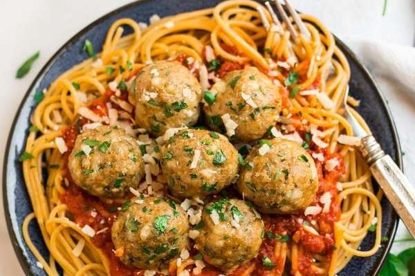 Easy Baked Turkey Meatballs - FoodWage recipe
