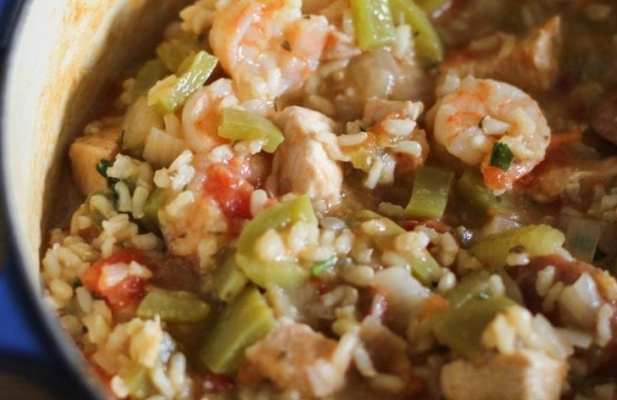 EASY ONE-POT JAMBALAYA - FoodWage recipe