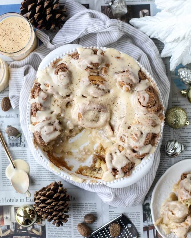 Eggnog Cinnamon Rolls - FoodWage recipe