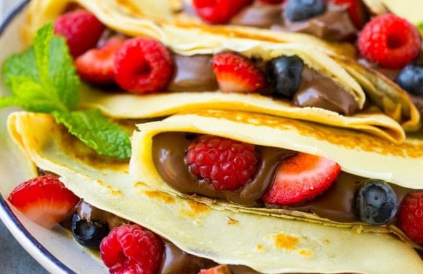 Fresh Berry Nutella Crepes - FoodWage recipe