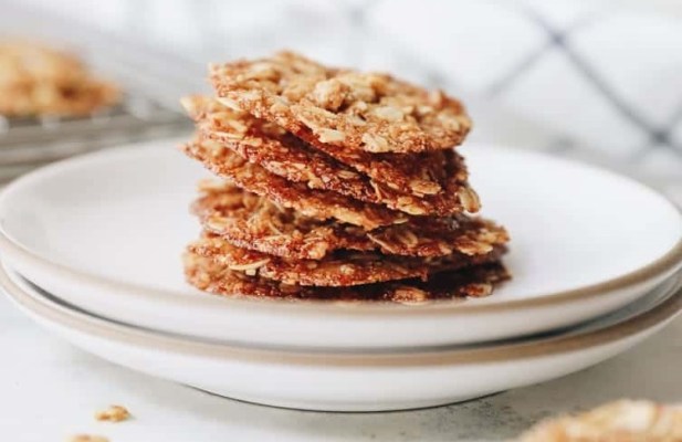 Gluten-Free Coconut Oatmeal Lace Cookies - FoodWage recipe