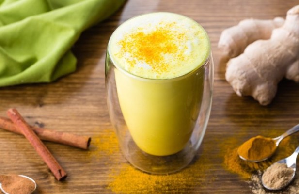 Golden Milk Turmeric Latte - FoodWage recipe