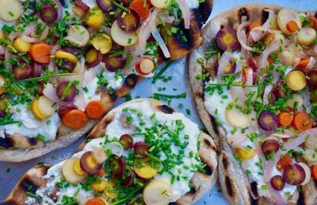 Grilled Carrot Flatbread With Ricotta And Herbs - FoodWage recipe