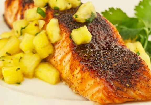 GRILLED SALMON WITH PINEAPPLE SALSA - FoodWage recipe