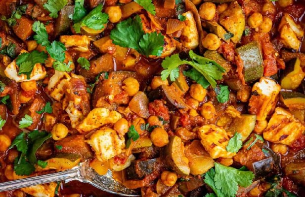 HEARTY VEGETABLE CURRY - FoodWage recipe