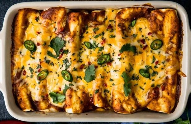High-Fiber Chicken And Black Bean Enchiladas - FoodWage recipe