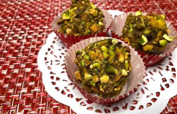KEY LIME PISTACHIO BITES - FoodWage recipe