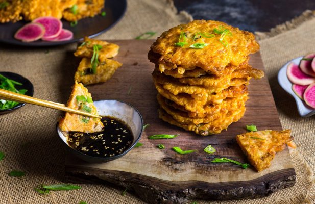 Korean Kimchi And Shrimp Pancakes - FoodWage recipe