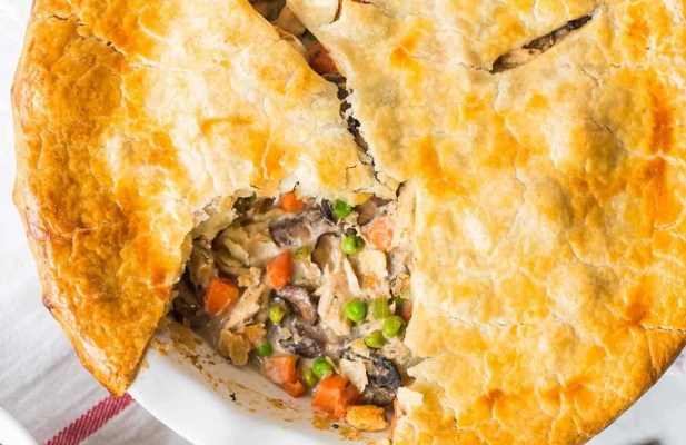 Lightened Chicken Pot Pie - FoodWage recipe