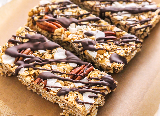 Maca Cashew Coconut Trail Mix Bars - FoodWage recipe