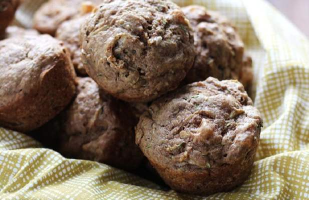 Mini Zucchini-Nut Muffins - FoodWage recipe