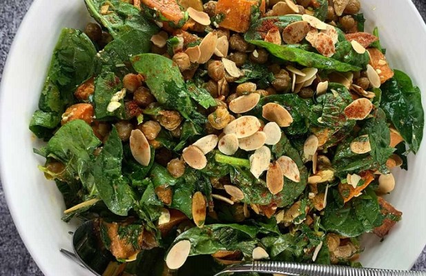 MOROCCAN ROASTED CHICKPEA SALAD - FoodWage recipe