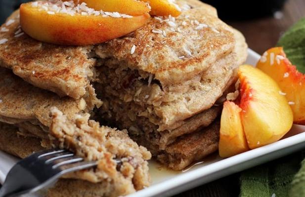 Oatmeal Pecan Pancakes - FoodWage recipe