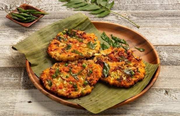 Oats Uttapam Pancakes - FoodWage recipe