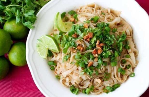 Peanut- And Gluten-Free Vegan Pad Thai - FoodWage recipe