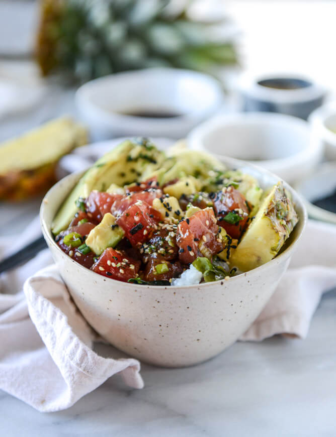 Pineapple Ahi Poke Bowl - FoodWage recipe