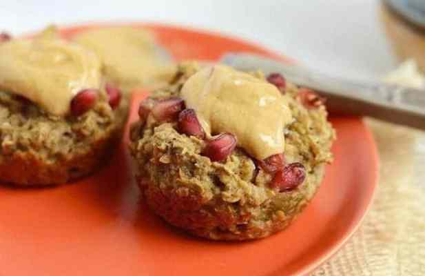 POMEGRANATE OATMEAL SNACK CUPS - FoodWage recipe