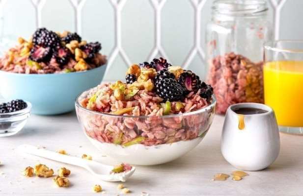 Pomegranate Overnight Oats - FoodWage recipe