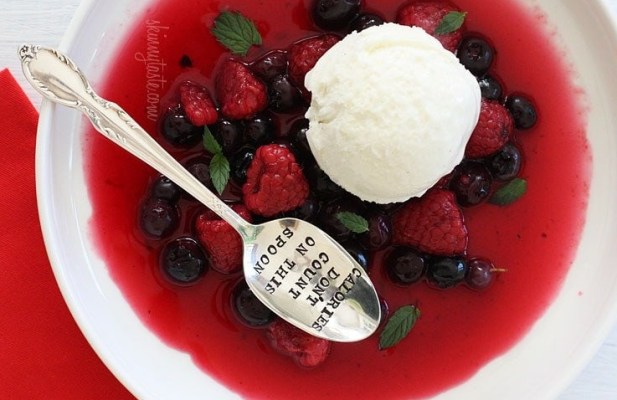 Raspberry-Blueberry Gazpacho With Fresh Mint - FoodWage recipe