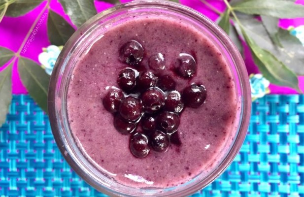 Red Cabbage Blueberry Smoothie - FoodWage recipe