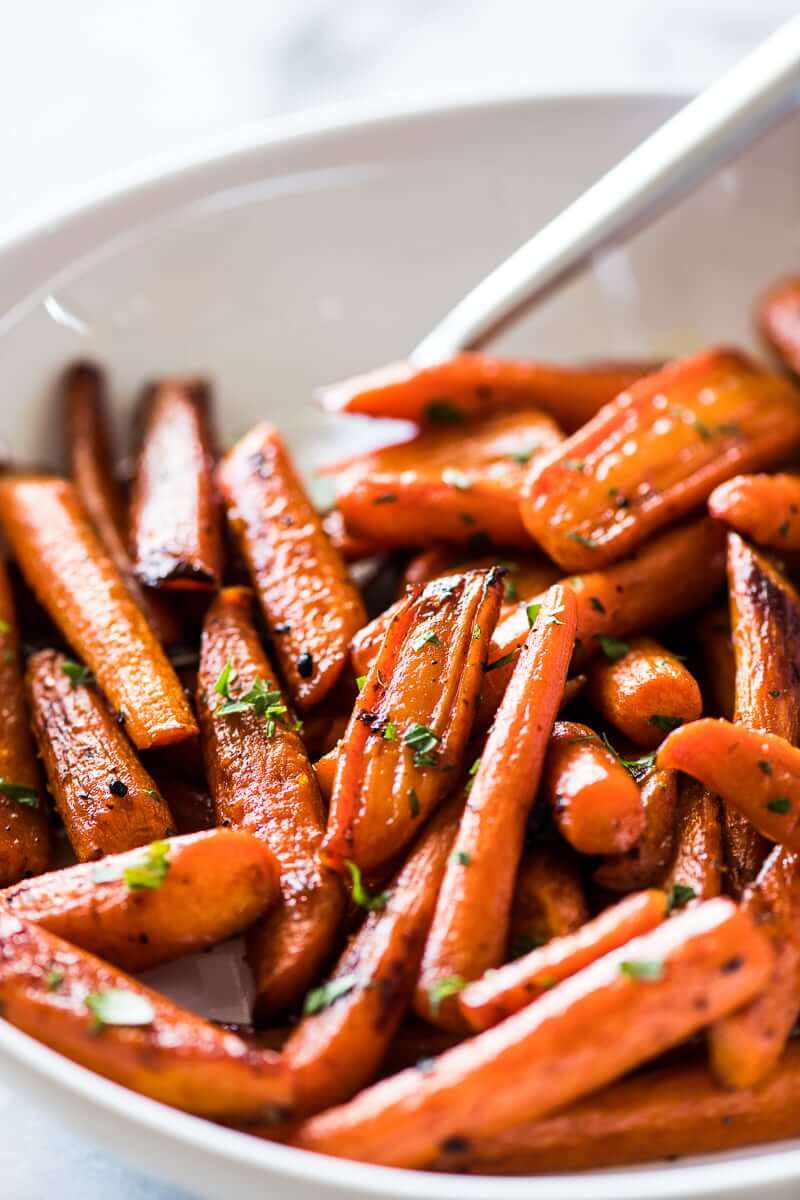 Roasted Maple Cinnamon Carrots - FoodWage recipe