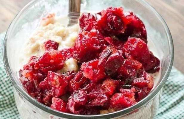 ROASTED CRANBERRY QUINOA OATMEAL - FoodWage recipe