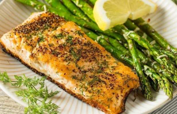 Roasted Salmon With Mandarin Salsa - FoodWage recipe