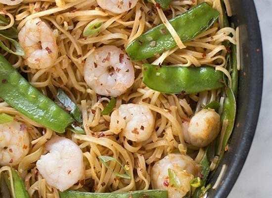 SHRIMP & SNOW PEA NOODLES - FoodWage recipe