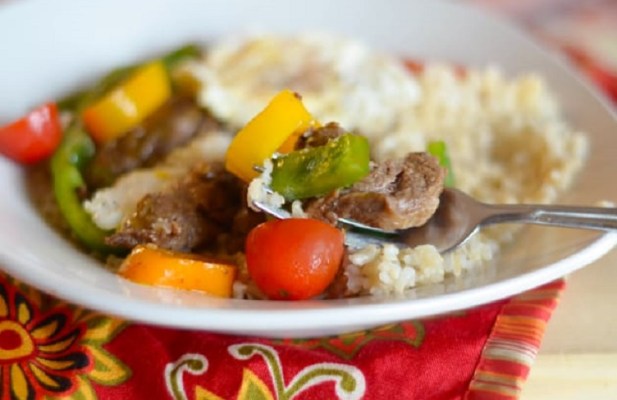 Simple Skirt Steak Stir-Fry - FoodWage recipe