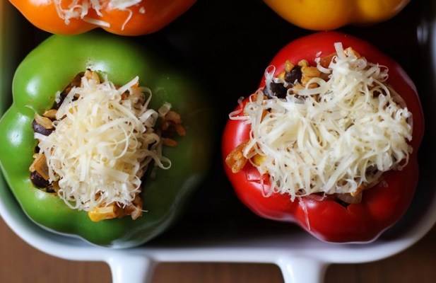 Southwest Stuffed Bell Peppers - FoodWage recipe