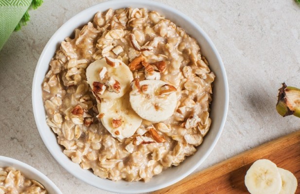 Sweet And Nutty Oatmeal - FoodWage recipe