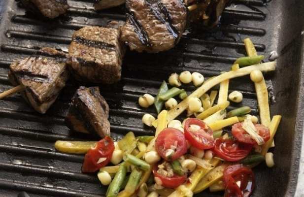 Thai Beef Kabobs With Garden Vegetable Saute - FoodWage recipe