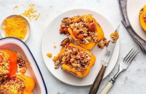 Turkey-Stuffed Bell Peppers - FoodWage recipe