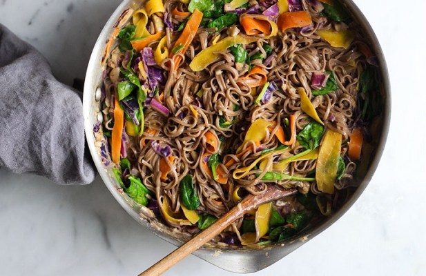 Vegan Curry Soba Noodles With Crispy Tofu - FoodWage recipe