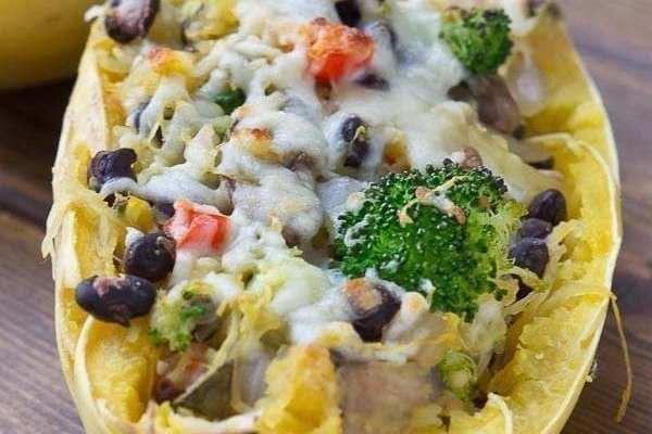 VEGETARIAN SPAGHETTI SQUASH BOAT - FoodWage recipe